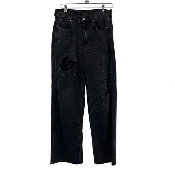 3/$20 American Eagle Jeans Womens 6 Long Skater‎ Gray Ripped Distressed Denim - Picture 2 of 16